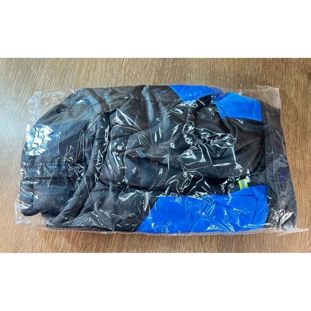 NEW XL Dog Coat with Zipper Quilted Nylon W/ Leash Loops
